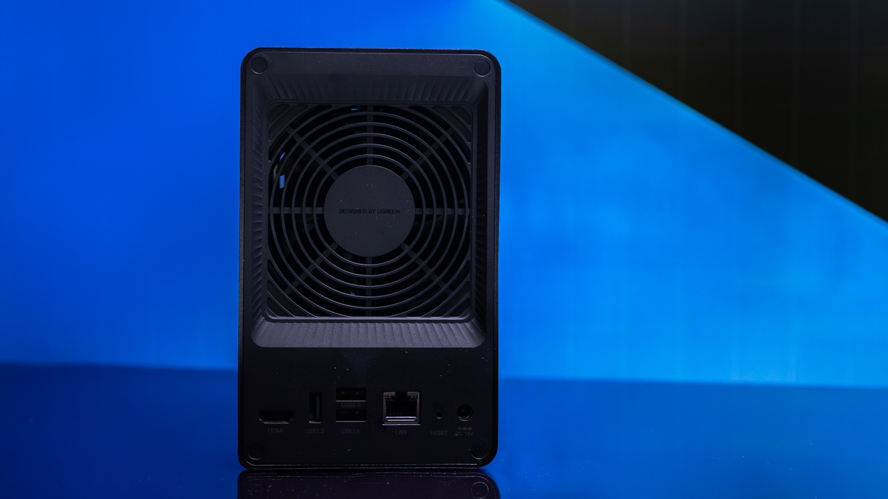 Ugreen NASync DXP2800 - Review 2025 - PCMag Middle East