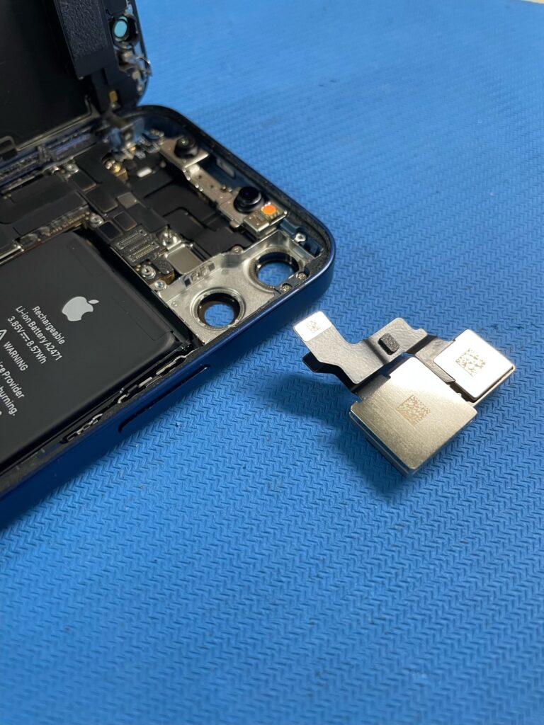 カメラ故障は即日解決～iPhone12mini～ – iPhone修理広島ならス