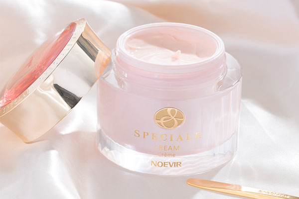 スペチアーレ 薬用クリーム｜ノエビア公式通販サイト【ノエビアスタイル】