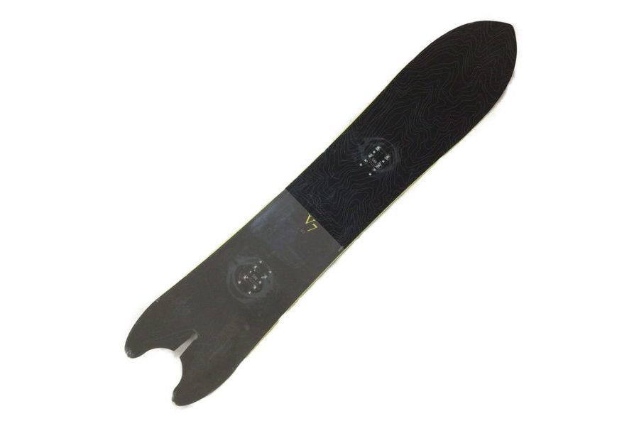 今シーズンはパウダーを楽しむべし！V7スノーボード152cm入荷