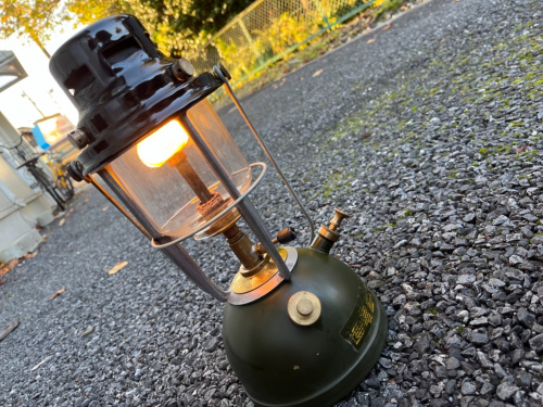 ヴェイパラックス「M320」アーミーグリーンはイギリスの代表ランタン