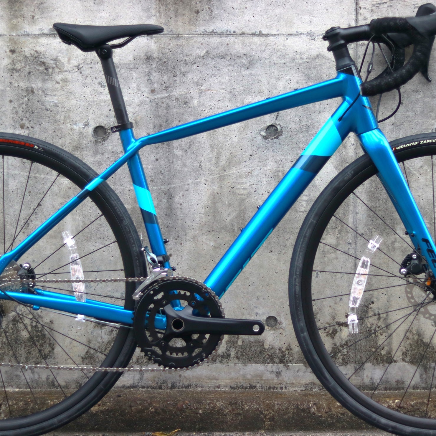 FELT / 【型落ちセール！】【2023年モデル】VR40 – 京都の自転車屋