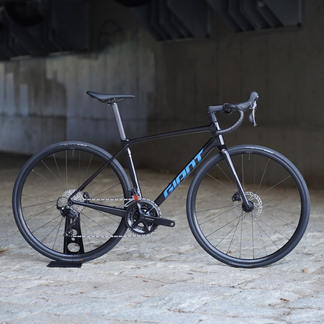 GIANT / 【京都/店頭お渡し限定】【2025年モデル】TCR ADVANCED 2 KOM