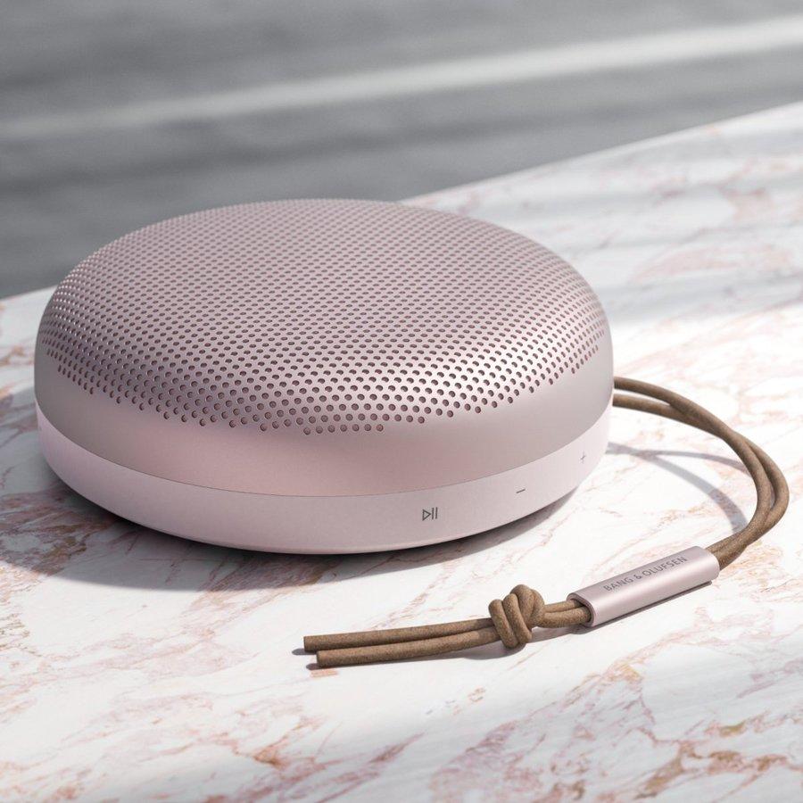 Bang & Olufsen ワイヤレススピーカー Beosound A1 2nd Gen／Pink -の