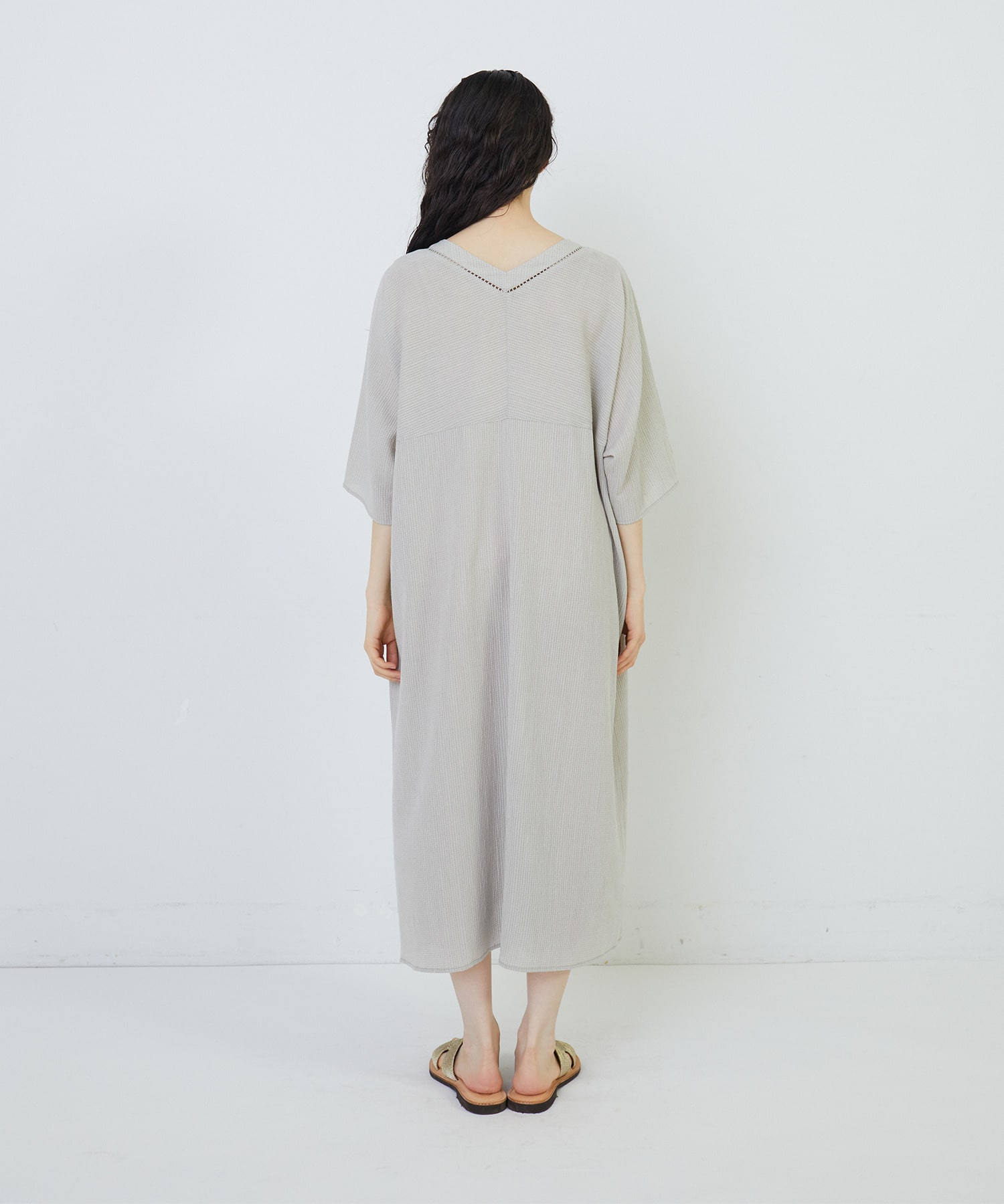 ポリエステル混クレープワンピース｜BIGI online store - ビギ