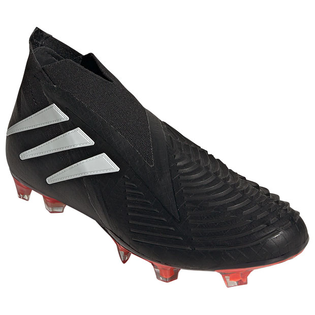 プレデター エッジ ADV+ FG コアブラック×フットウェアホワイト