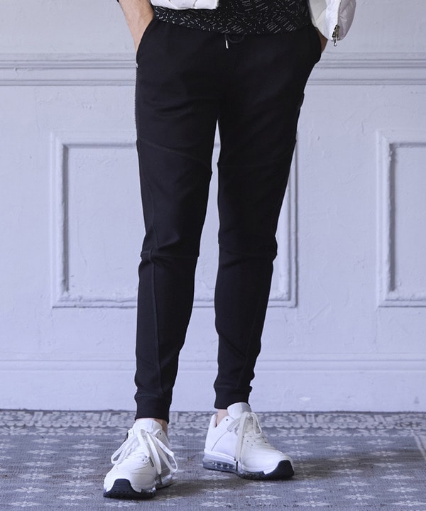 JUST PLAY】T/Rポンチ立体ジョガーパンツ【セットアップ着用可