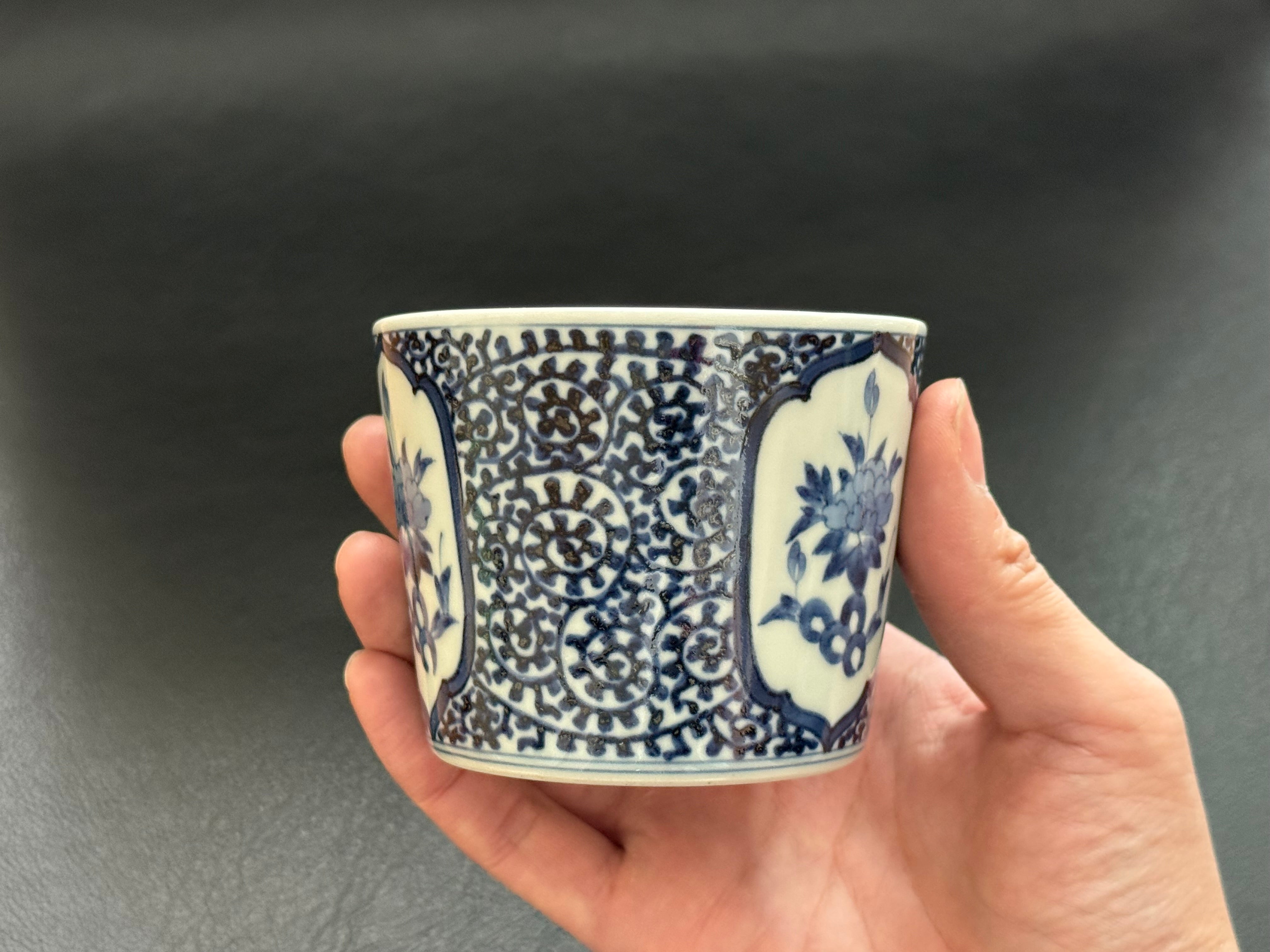 有田焼 蛸唐草草花文 蕎麦猪口（大） – SAGA COLLECTIVE