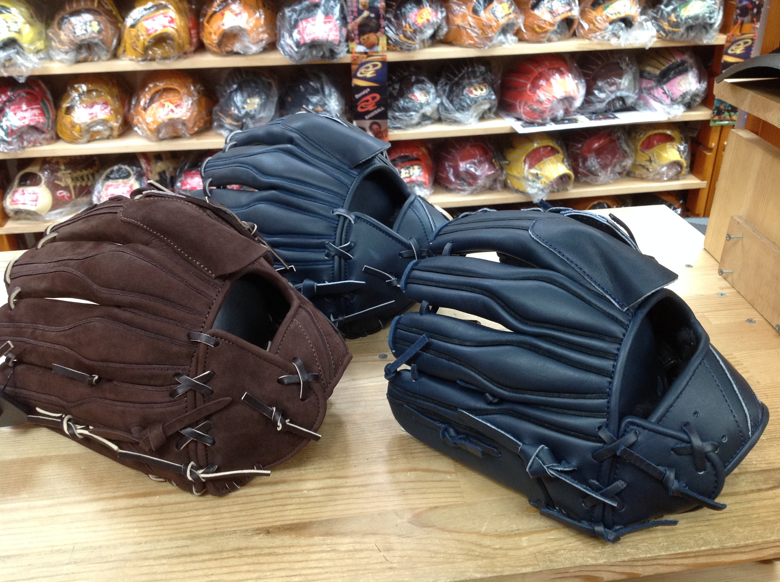2017年Ver.】アシックス大谷翔平投手モデル入荷しています！ | ベース