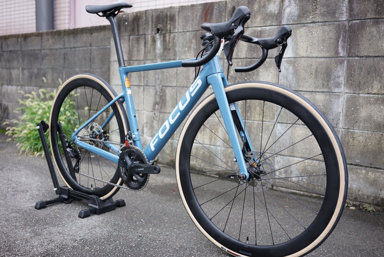 2021 FOCUS IZALCOMAX DISC 8.7 入荷しました！ | CSカンザキ阪急