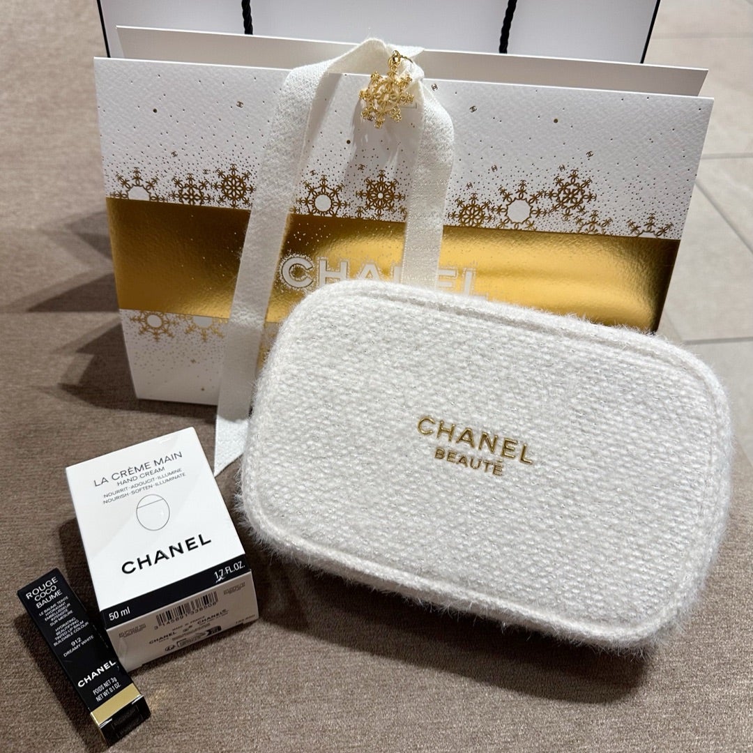 CHANELシャネルクリスマスコフレ2024】ポーチ付きホリデー限定セット
