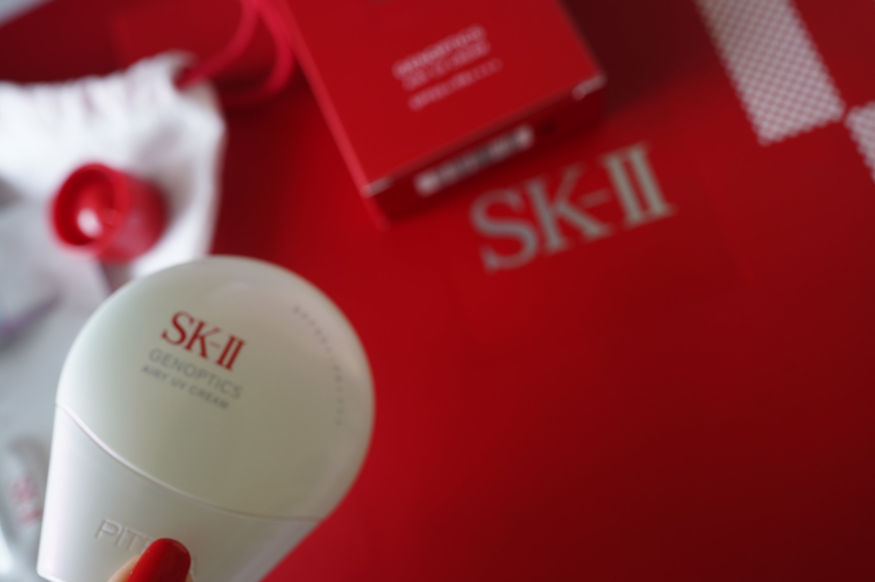SK-II ジェノプティクス エアリー UV クリーム | 華麗なるスタバマダム