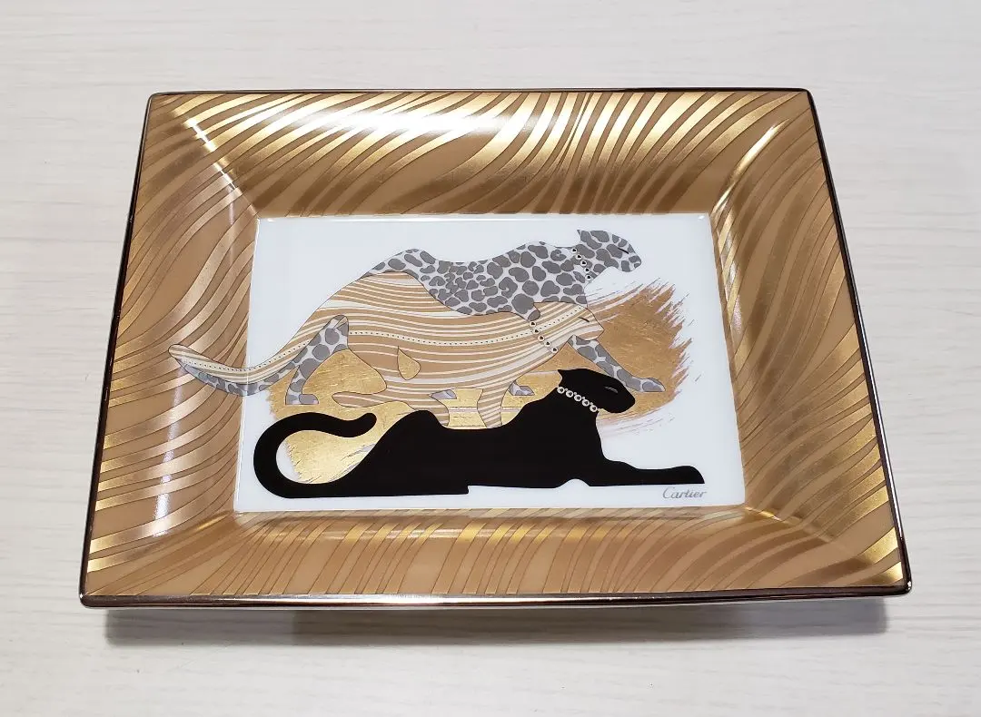 2026年最新】カルティエトレイの人気アイテム - メルカリ