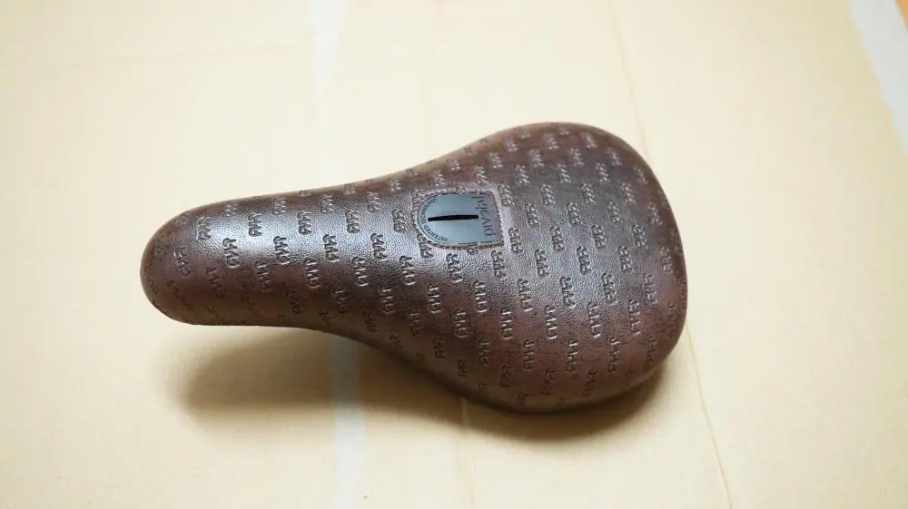 2026年最新】bmx サドル ピボタルの人気アイテム - メルカリ