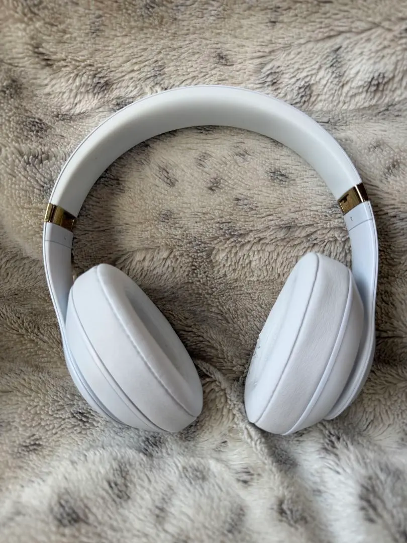 2026年最新】beats studio3 wireless ホワイトの人気アイテム - メルカリ