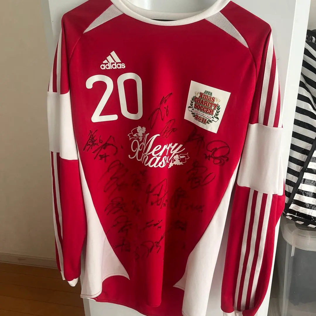 2026年最新】内田篤人 ユニフォーム サインの人気アイテム - メルカリ