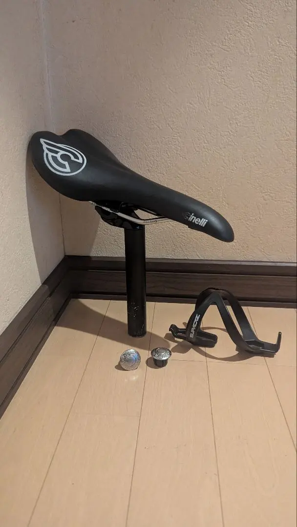 2026年最新】Cinelli サドルの人気アイテム - メルカリ