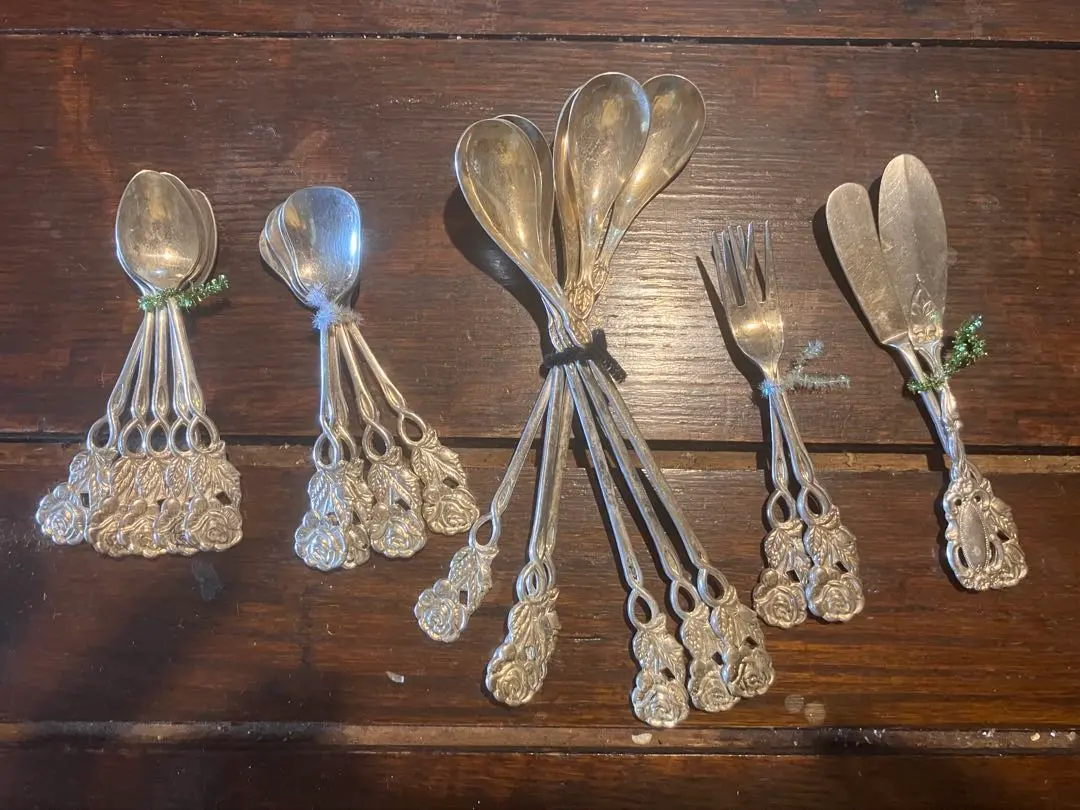 2026年最新】ヒルデスハイムローズの人気アイテム - メルカリ