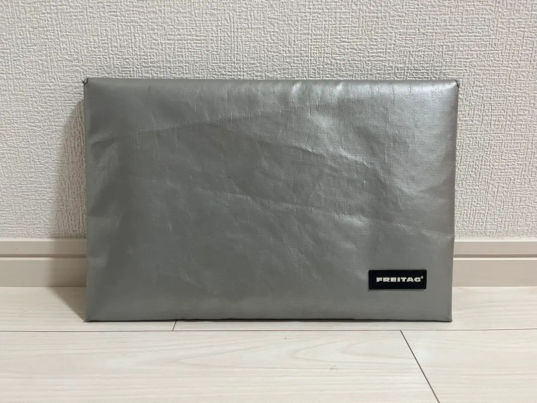 2026年最新】freitag pcケースの人気アイテム - メルカリ