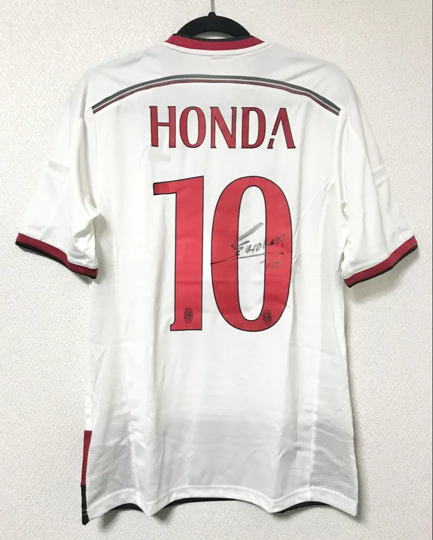 2026年最新】本田圭佑 ユニフォーム サインの人気アイテム - メルカリ