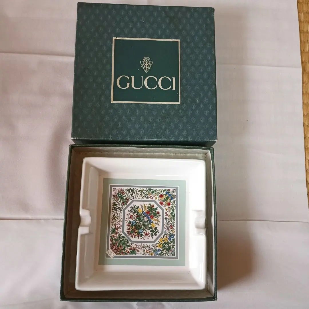 2026年最新】gucci 灰皿の人気アイテム - メルカリ
