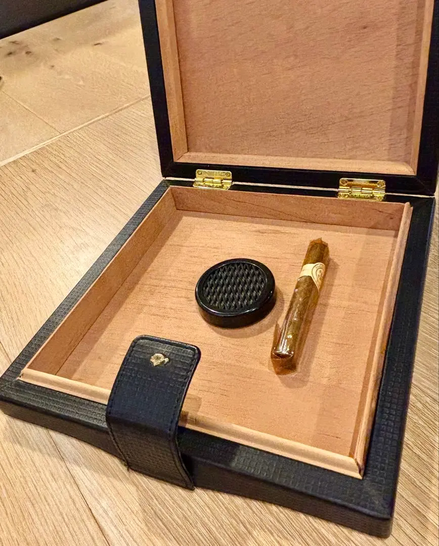 2026年最新】cohiba 箱の人気アイテム - メルカリ