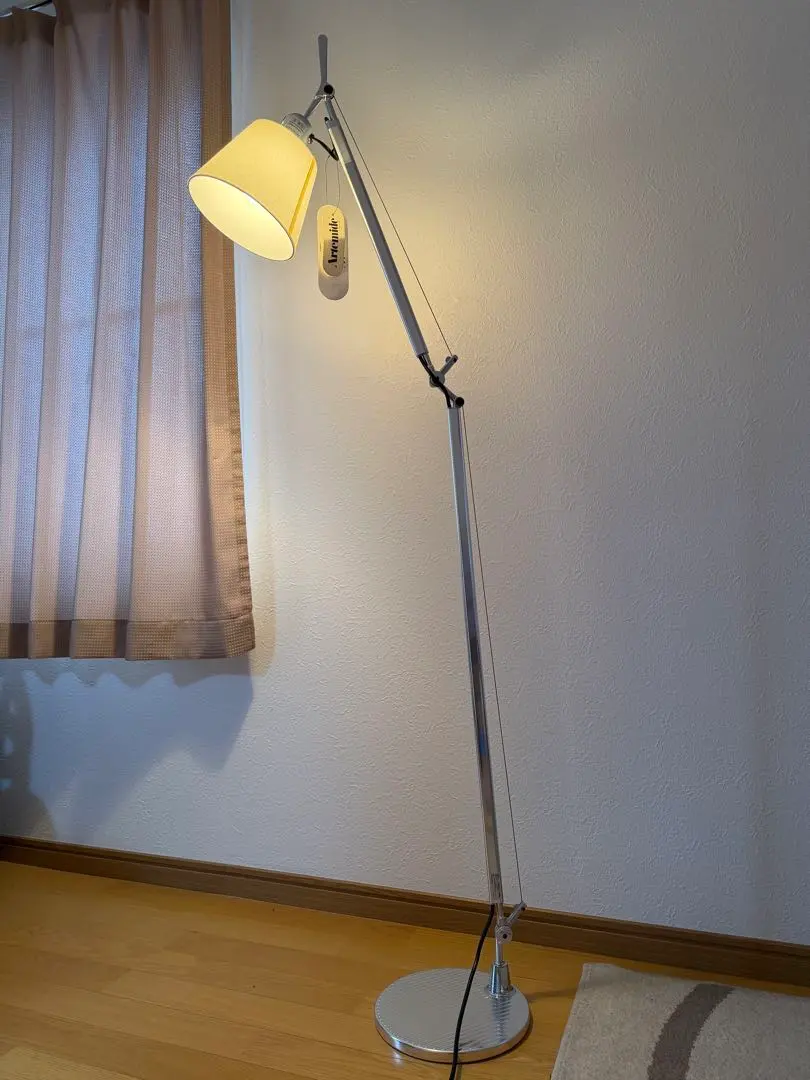2026年最新】Artemide フロアスタンドの人気アイテム - メルカリ