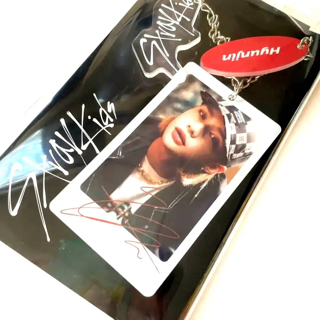 2026年最新】ヒョンジン サイン入りチェキの人気アイテム - メルカリ