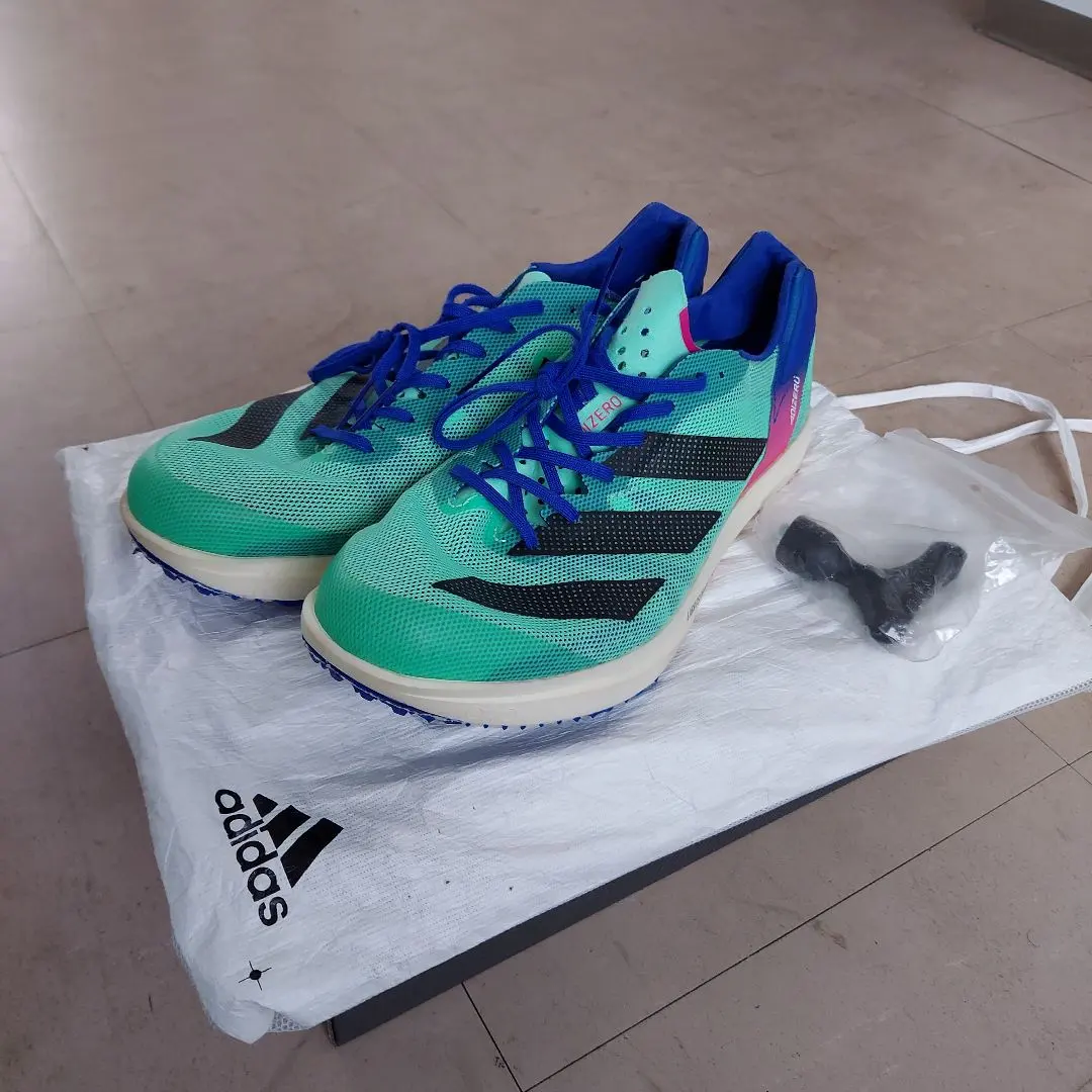 2026年最新】アディゼロアバンチtyoの人気アイテム - メルカリ