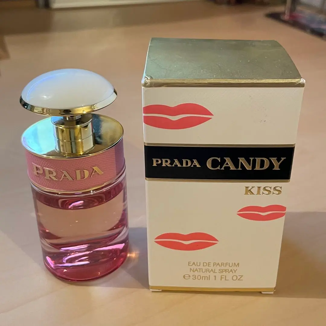 2026年最新】PRADA CANDY kissの人気アイテム - メルカリ
