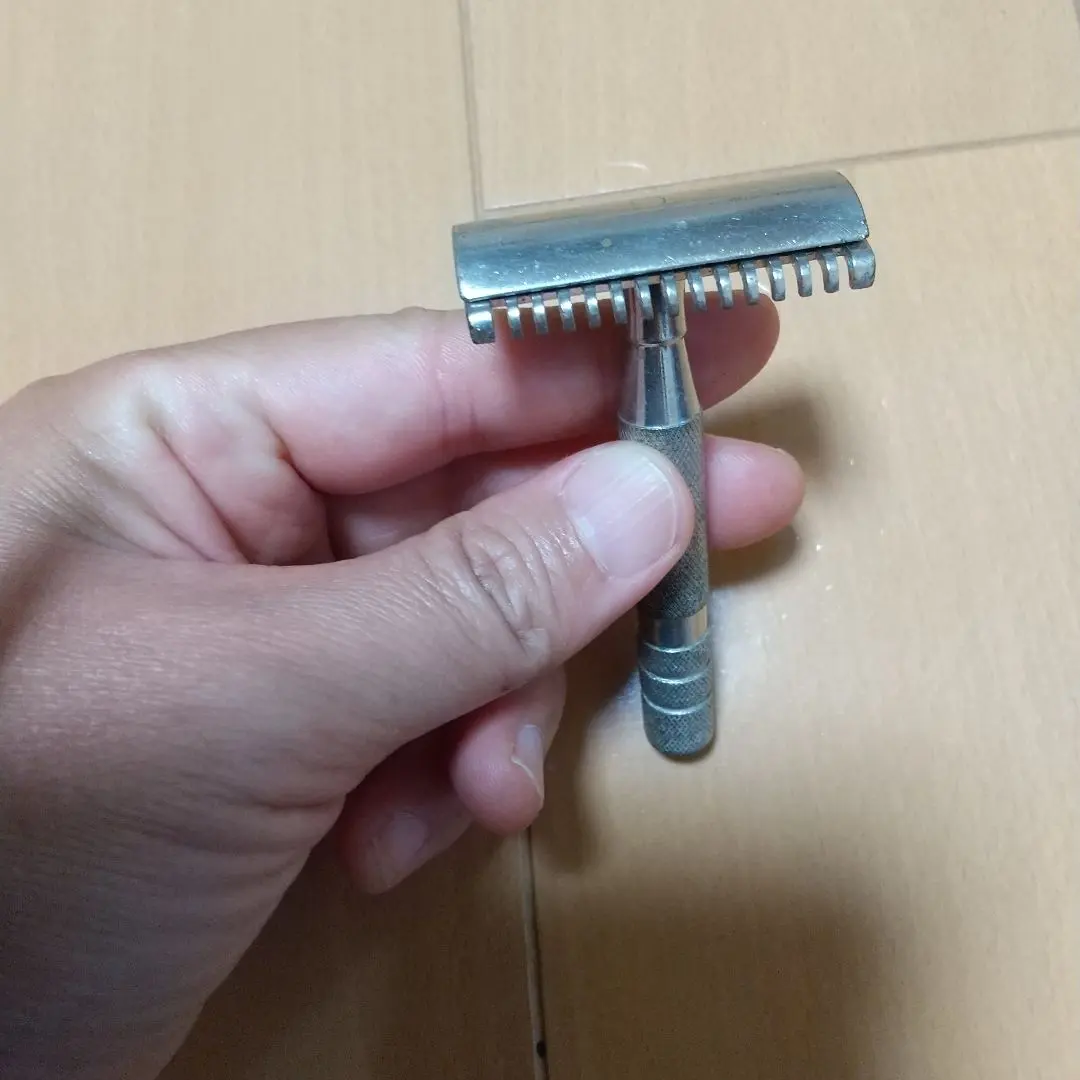 2026年最新】昭和 剃刀の人気アイテム - メルカリ