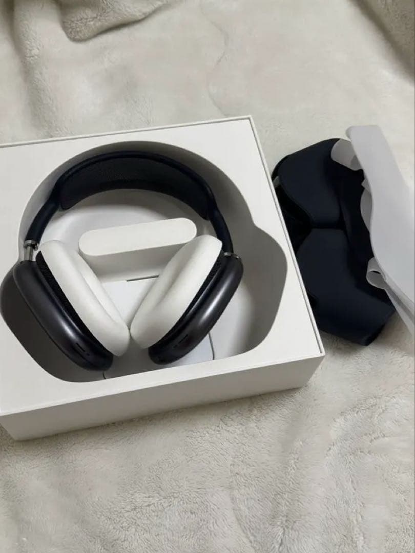 airpods max スペースグレー【ライトニングタイプ】 New Apple AirPods Max - Space Grey : Amazon.in: Electronics