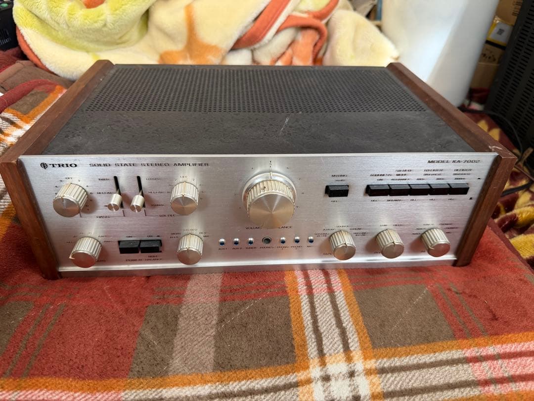 ジャンク品　トリオ　ka-7002 プリメインアンプ トリオの名機：KA-7002 プリメインアンプ | じんけいの修理日記