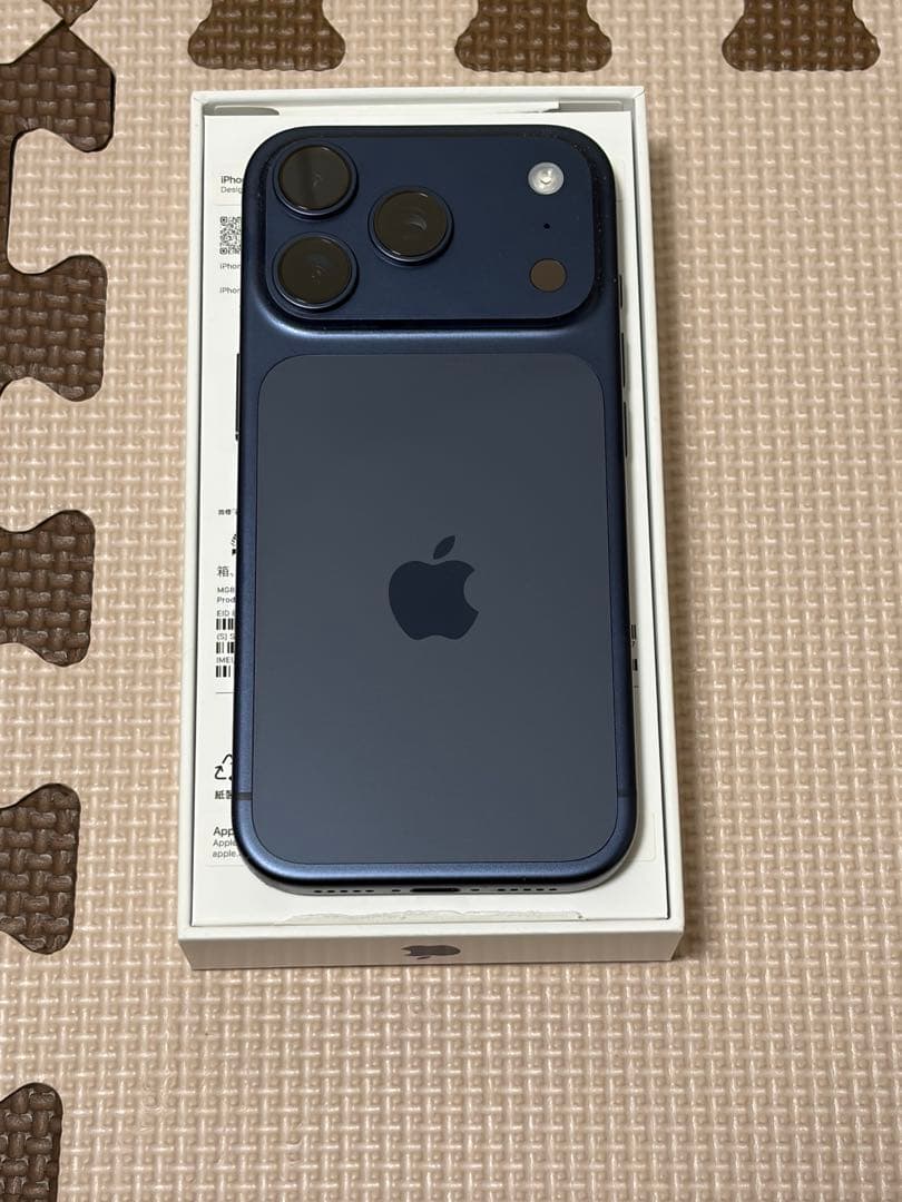 iPhone17pro 256GBディープブルー バッテリー容量100% - メルカリ