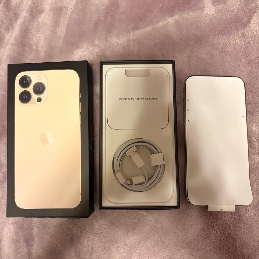 Apple iPhone 13 Pro MAXゴールド 本体 - メルカリ