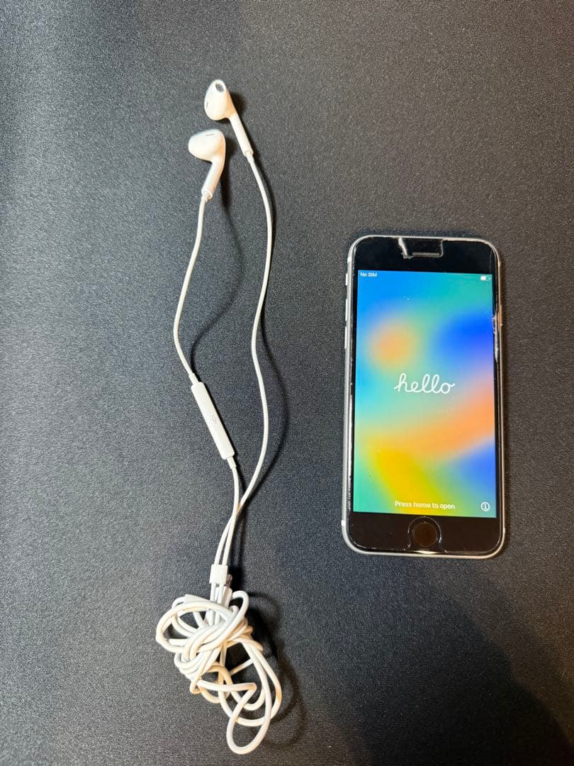 Apple iPhone seシルバー 本体 + 純正有線イヤホン 楽天市場】Apple 純正 イヤホン ライトニング Lightning アップル