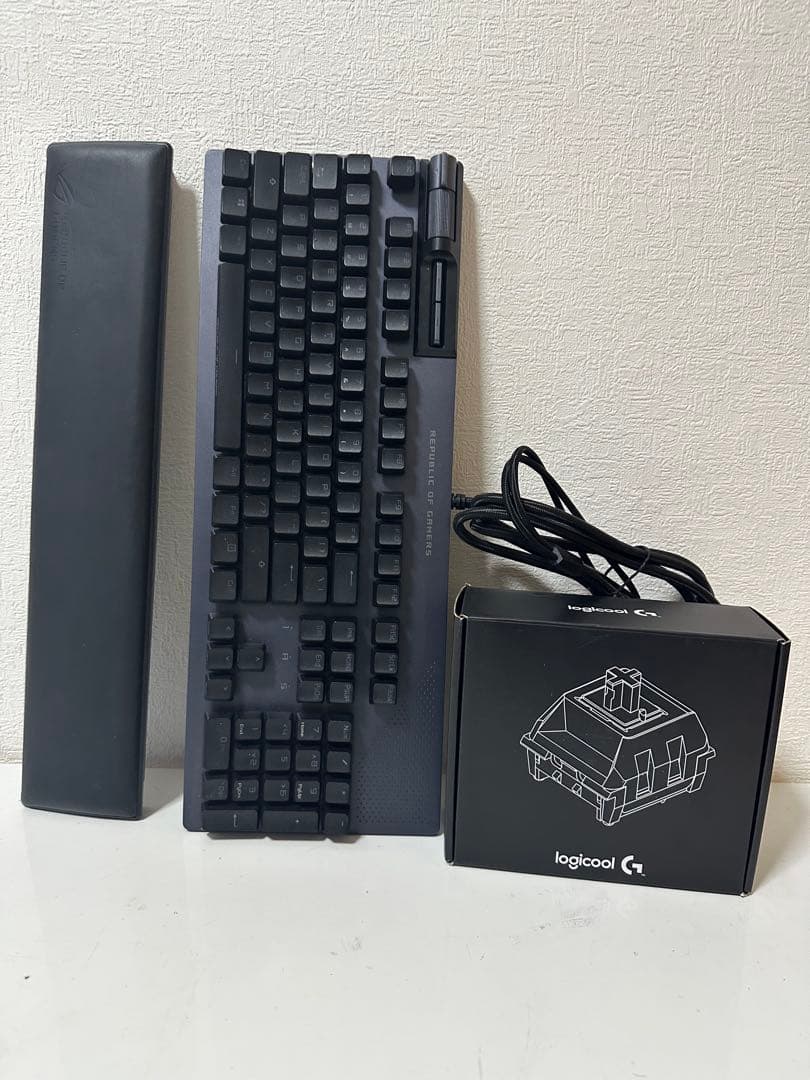 キーボード ROG STRIX FLARE ll ANIMATE Amazon.co.jp: ASUS ゲーミングキーボード ROG Strix Flare II Animate