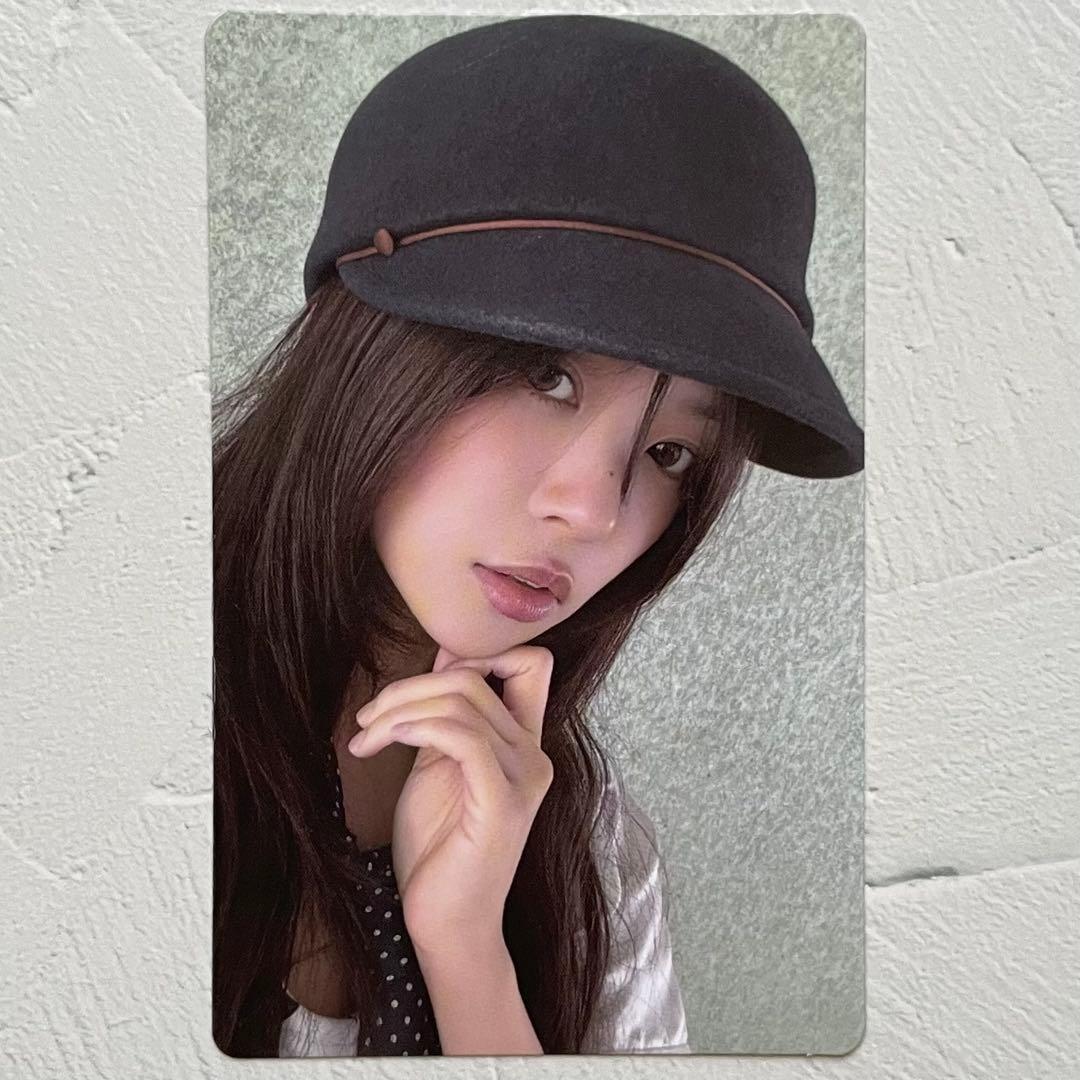 ILLIT モカ bomb target トレカ ILLIT モカ bombトレカ - メルカリ