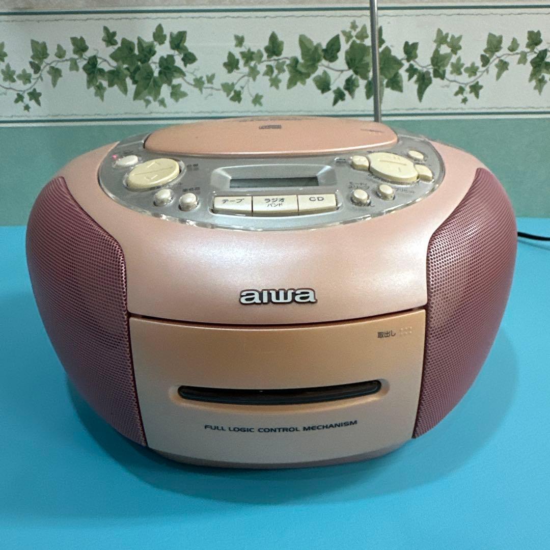 レトロ感が素敵 aiwa CSD-A555 ピンク CDラジカセ - メルカリ