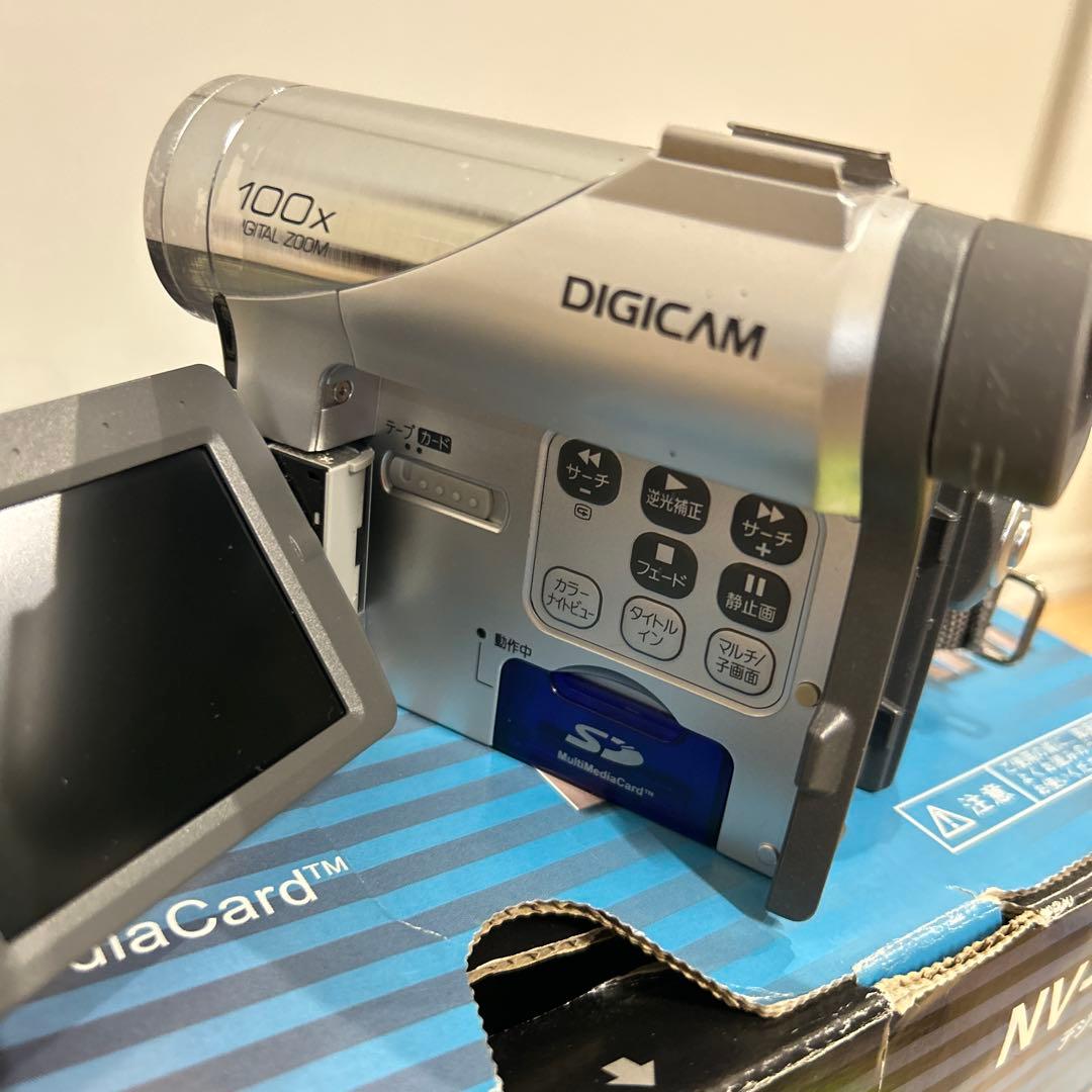 《再生・録画可動品・付属品多数》パナソニックビデオカメラ　NV-GS5K