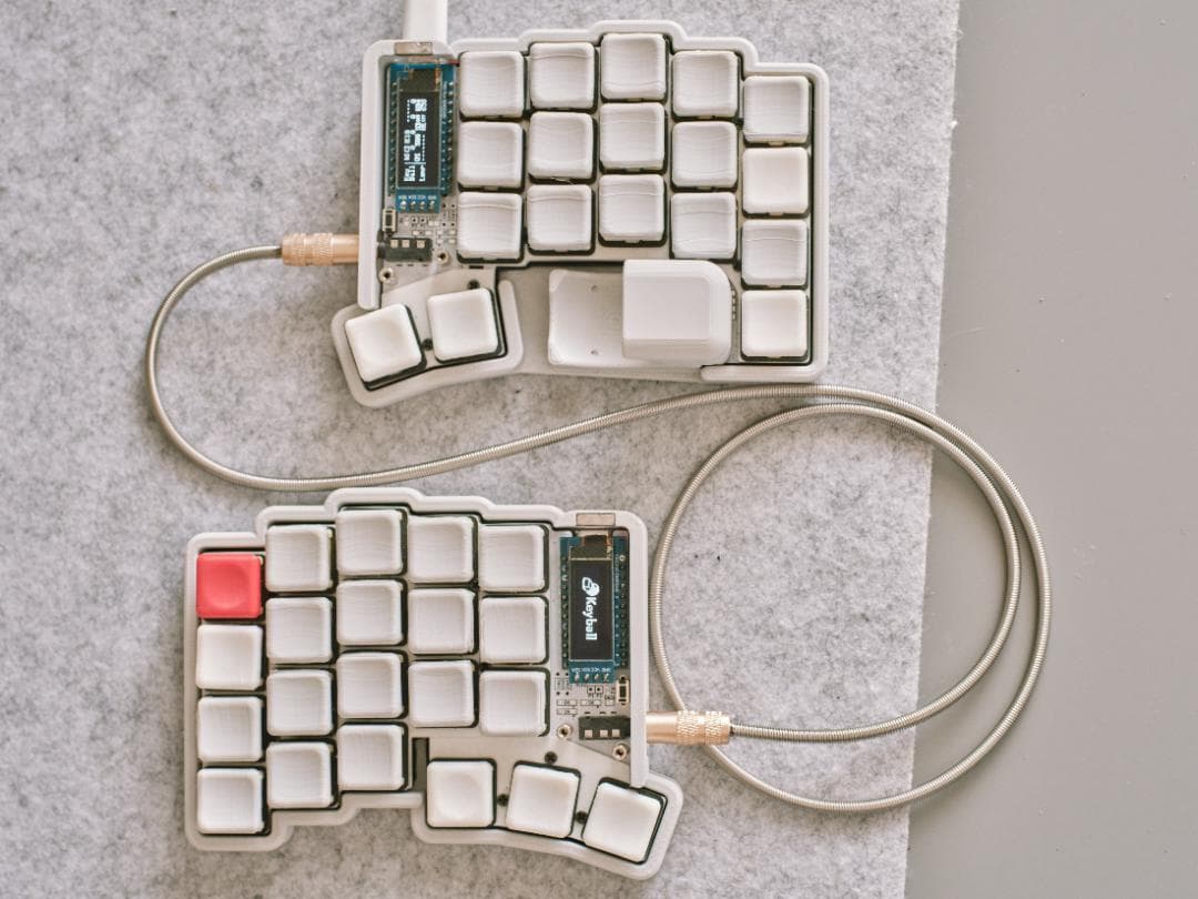 keyball39 組立済み ケース スイッチ キーキャップ付き