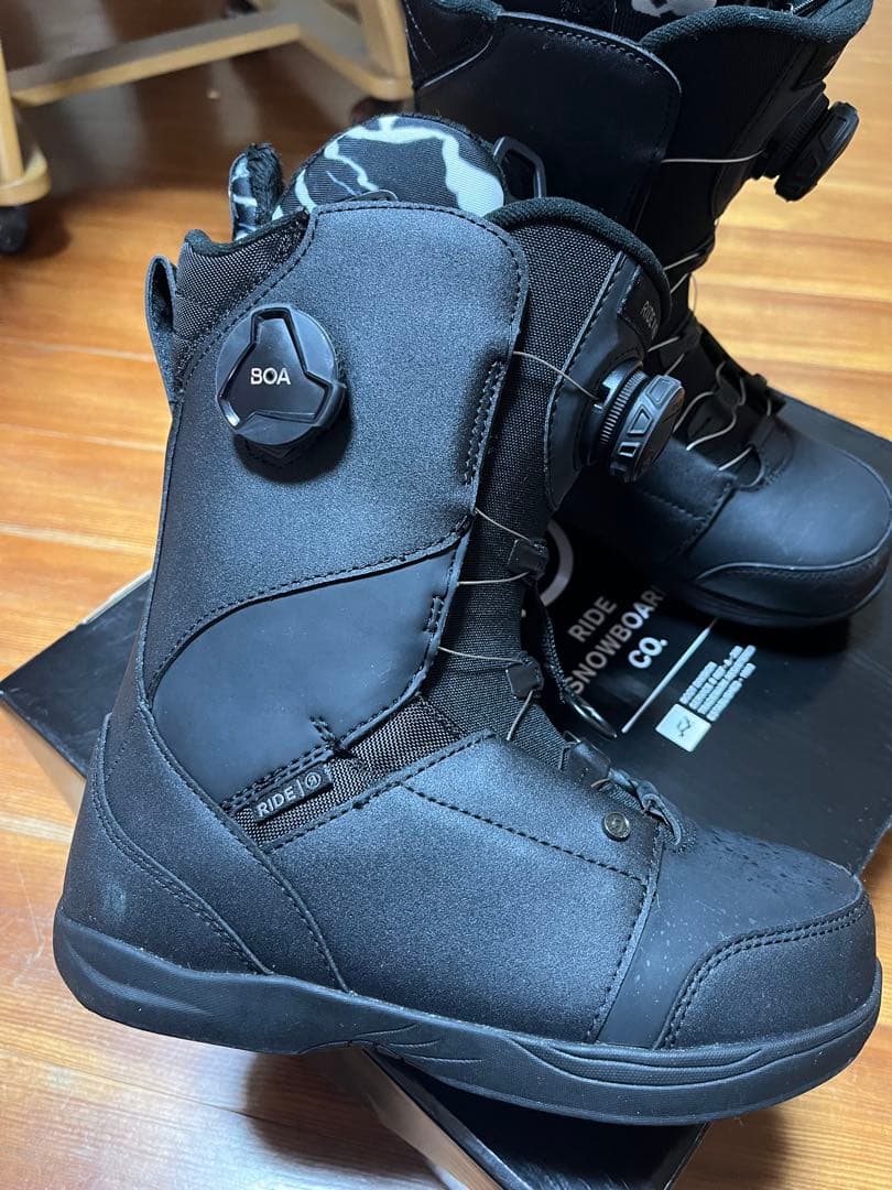 スノーボード＊ブーツ　美品　使用頻度少　23.0cm 【INTUITION】