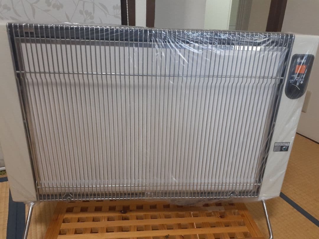 美品　サンラメラ1200W型(122)　遠赤外線セラミックパネルヒーター 楽天市場】サンラメラ 1200W ホワイト 白 パネルヒーター セラミック