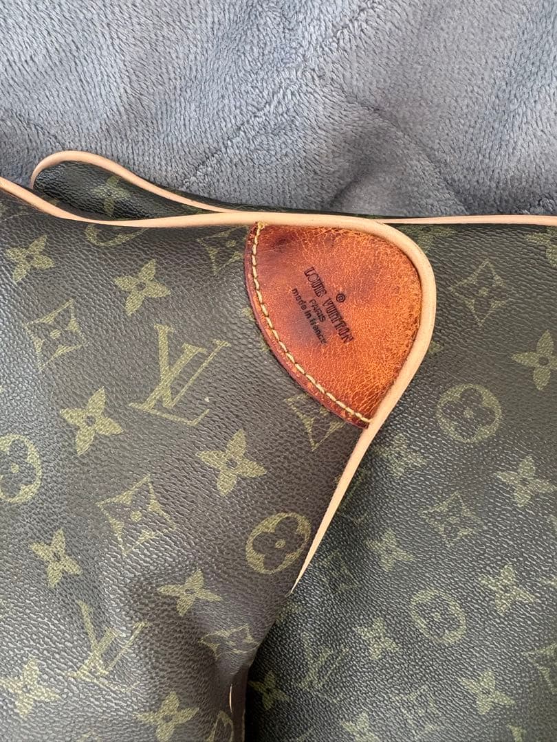 激レア物 ヴィンテージ ルイ・ヴィトン モノグラム レザー クッション