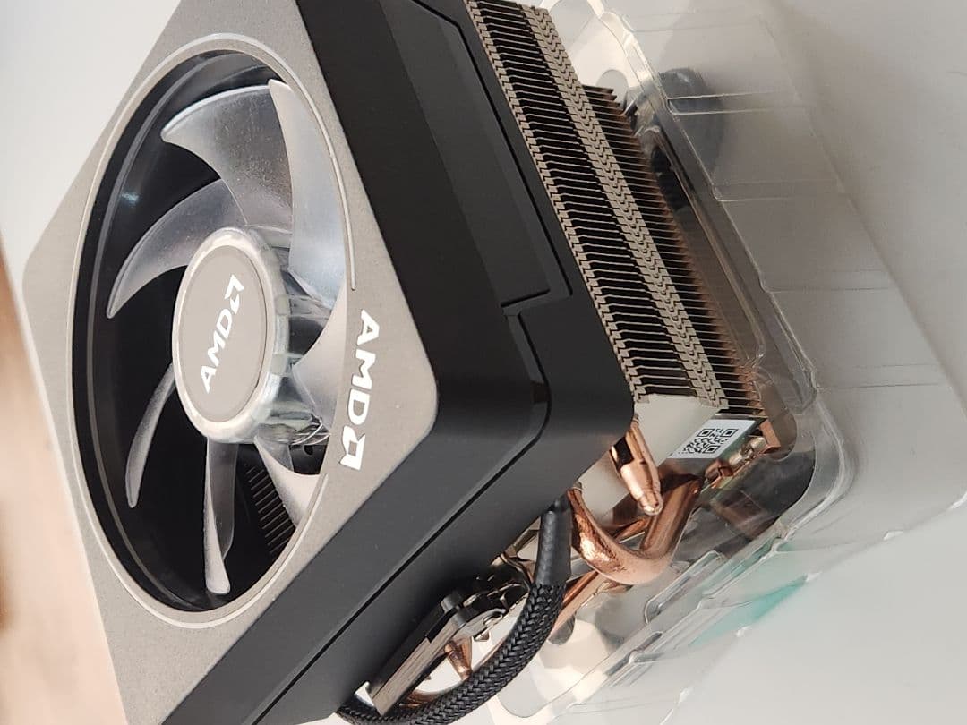 AMD Ryzen 3700X CPU + 純正クーラー（未使用） - メルカリ