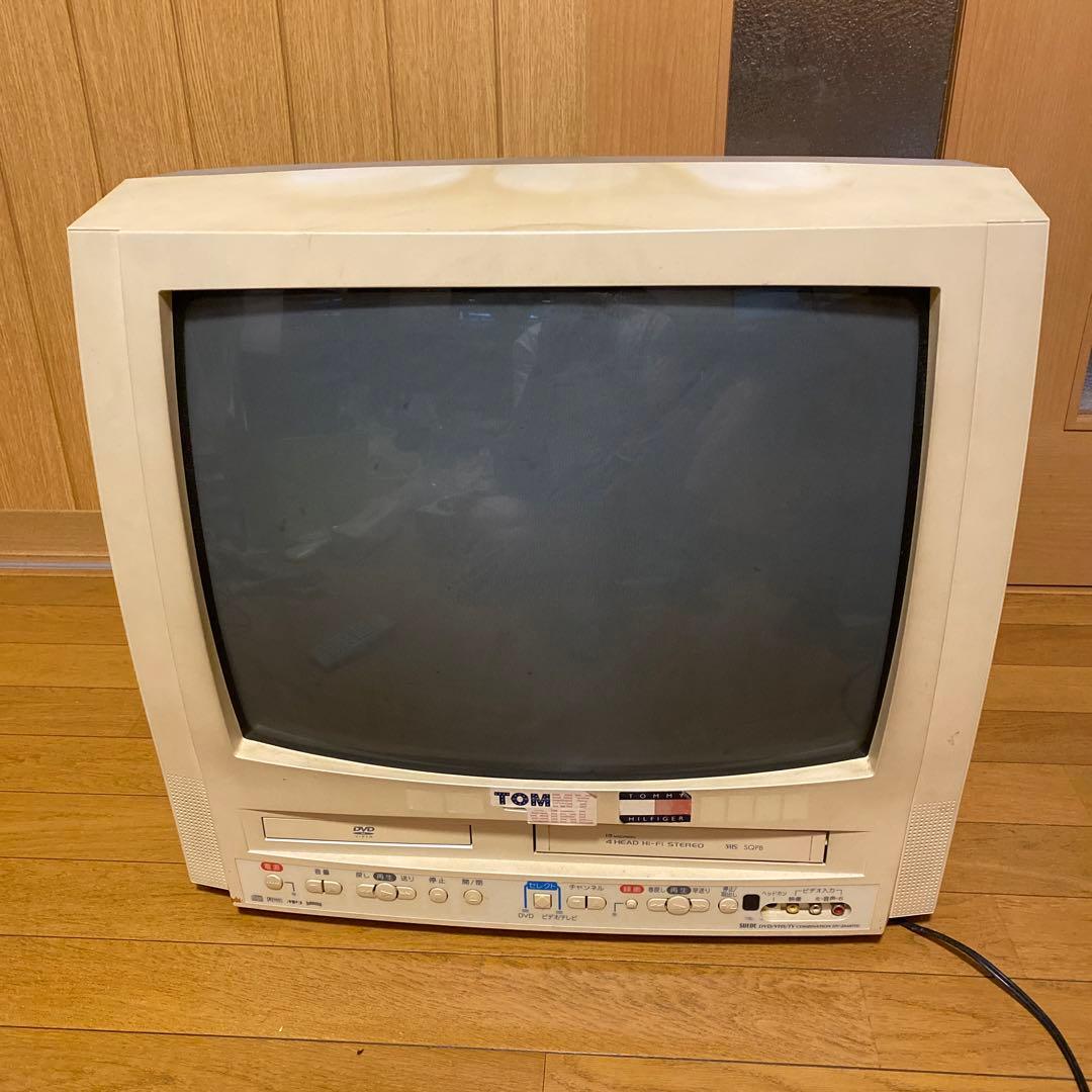 ブラウン管テレビ/船井電機20型DVD内蔵テレビデオ DV-20AE1 中古