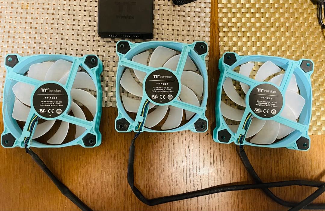 初音ミク　ツクモ　PCクーラー 初音ミク”仕様の水冷PCが展示中、非売品 - AKIBA PC Hotline!