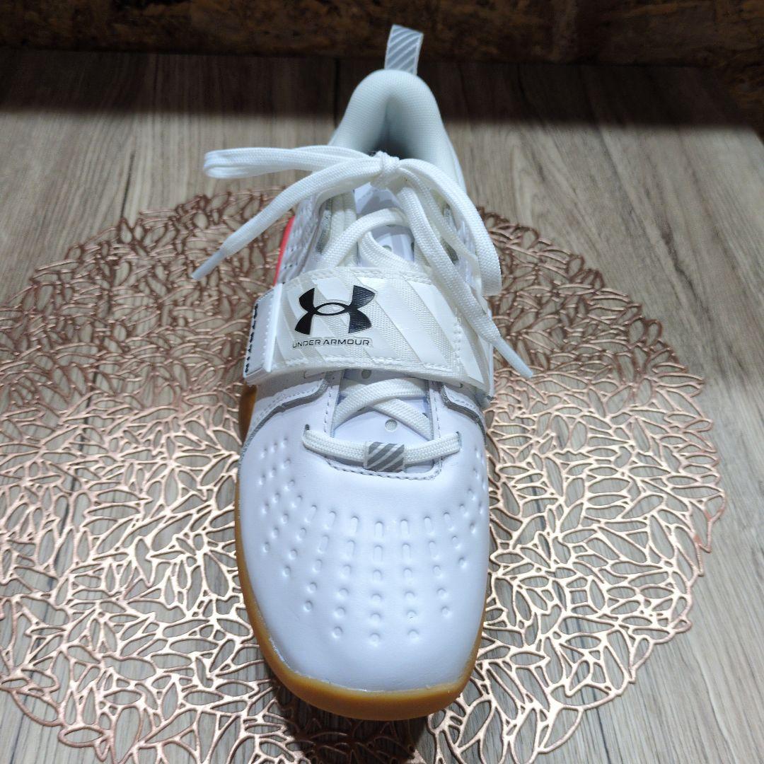 【完売品】アンダーアーマー　UAレイン リフター 24.5cm