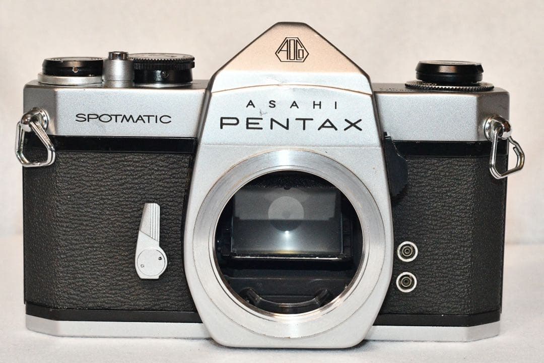 《動作品》pentax sp + 標準レンズ55mm f/1.8