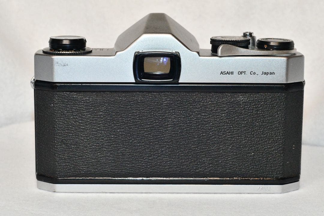 《動作品》pentax sp + 標準レンズ55mm f/1.8